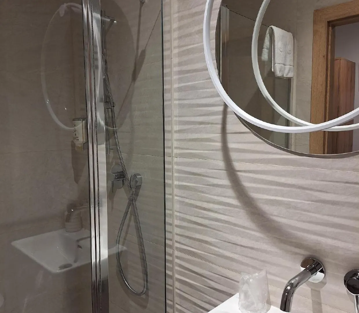 Hotel Mazovia Airport Modlin Новы-Двур-Мазовецкий