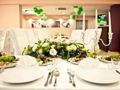 Hotel Mazovia Airport Modlin Новы-Двур-Мазовецкий Польша